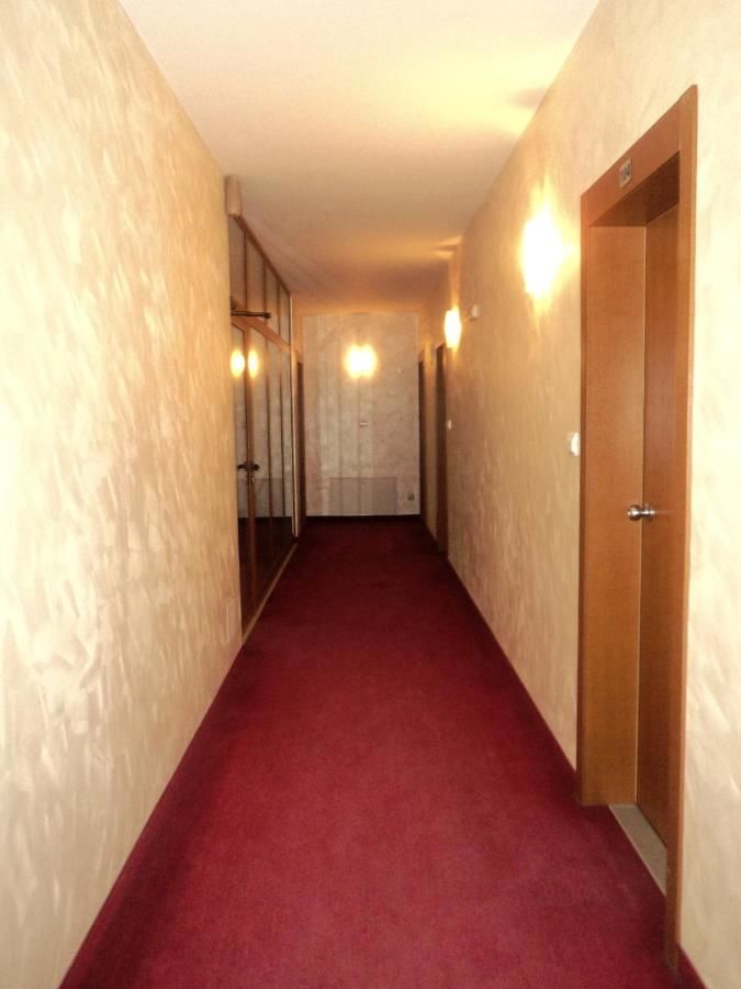 Отель Hotel 007 София-29