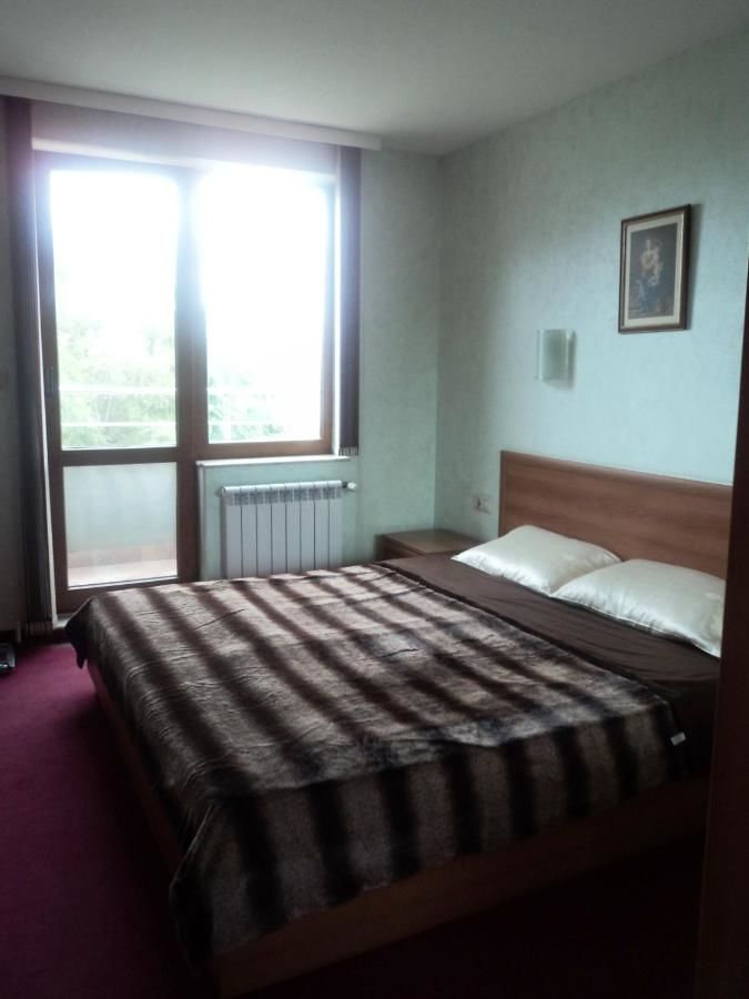 Отель Hotel 007 София
