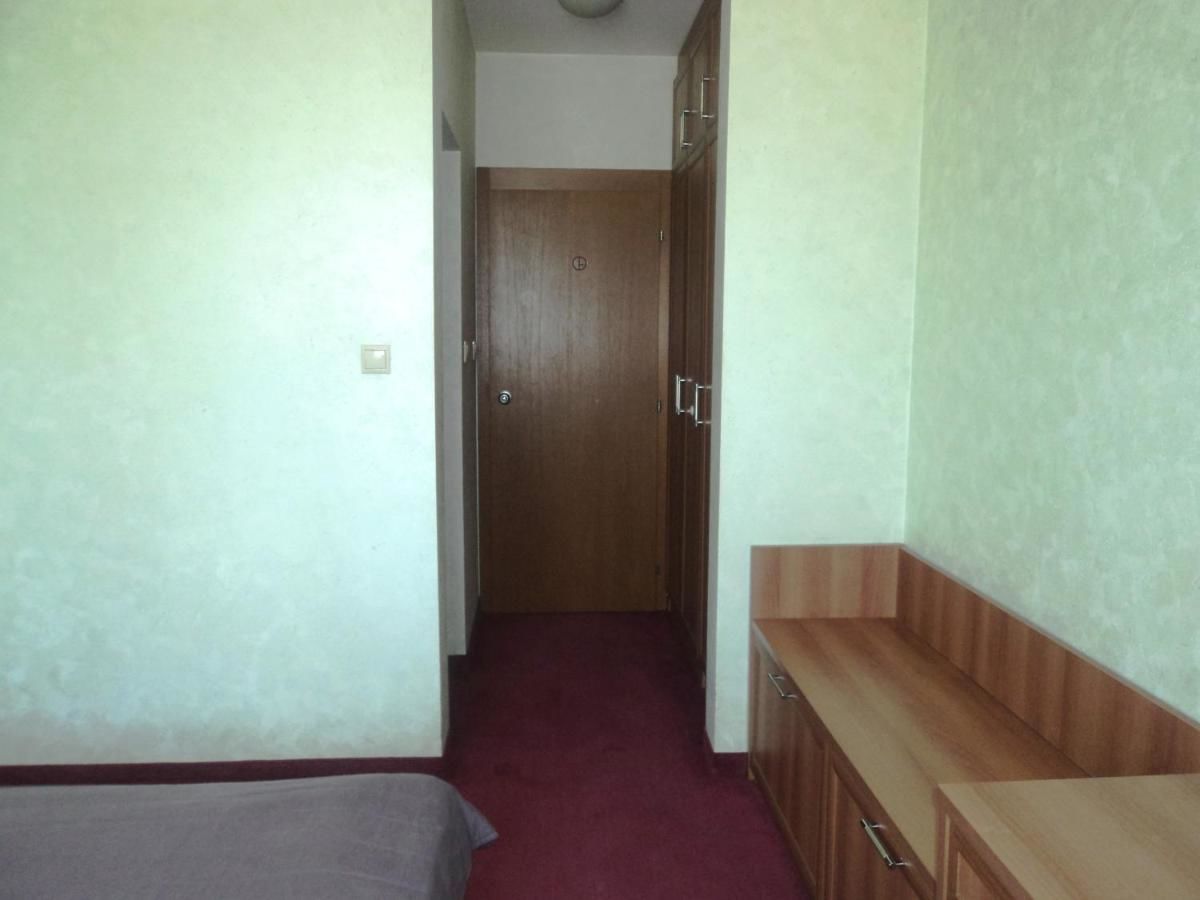 Отель Hotel 007 София-12