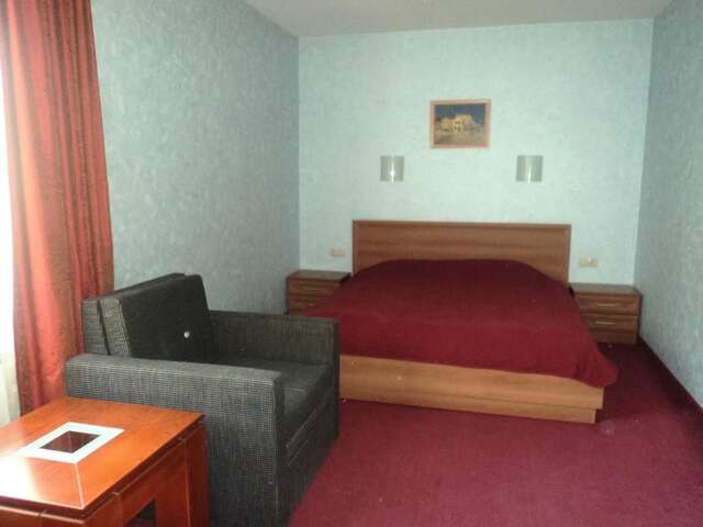 Отель Hotel 007 София-14
